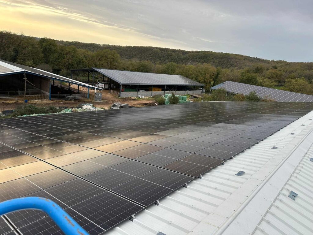Toiture équipée d’une centrale photovoltaïque