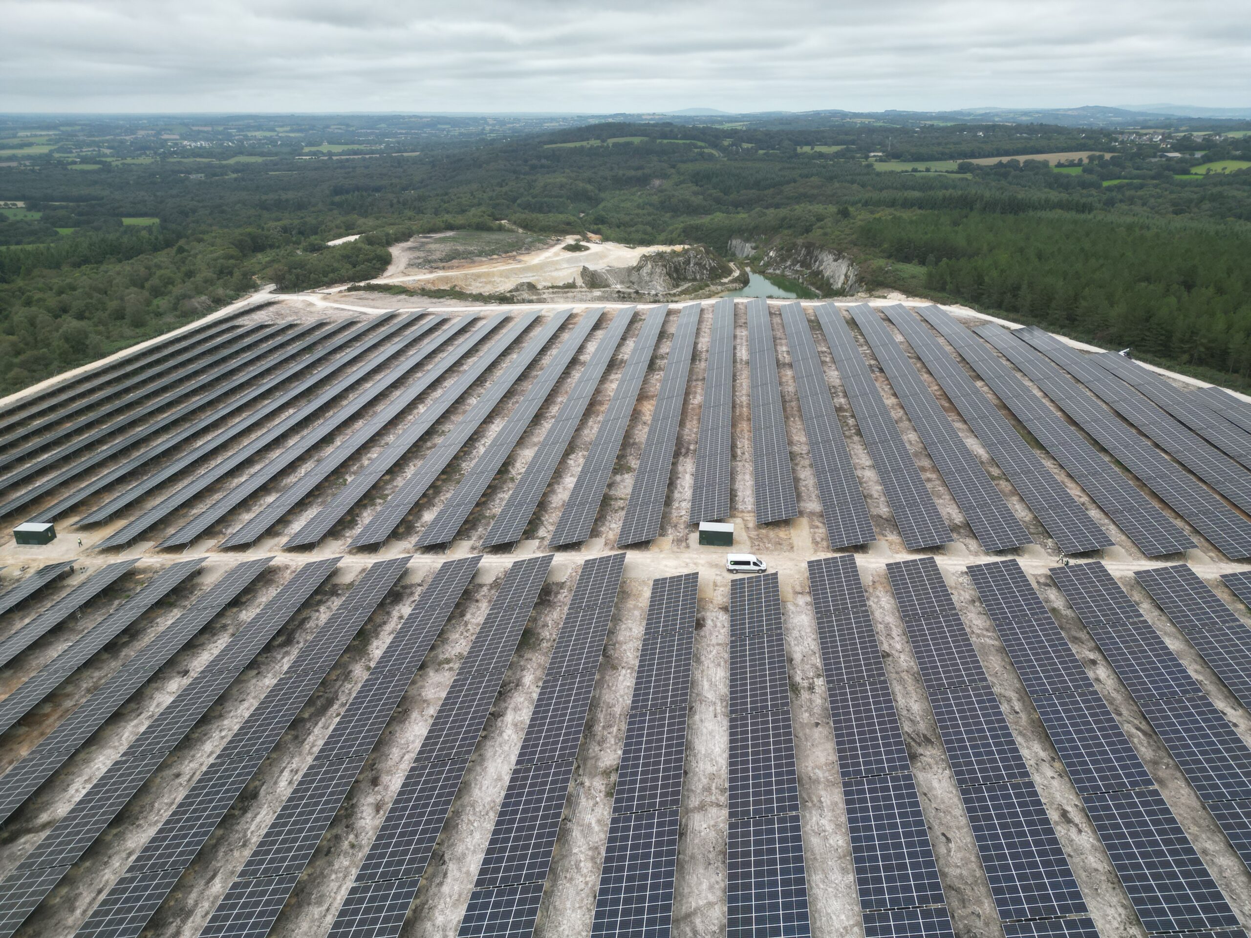 Centrale solaire au sol vue 4